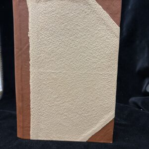 Libro dei vini nocciola